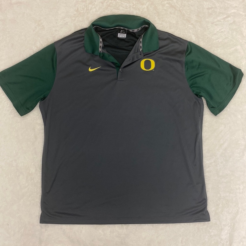 Oregon Golf dri-fit Shirt by Nike.  VGUC, size XXL.